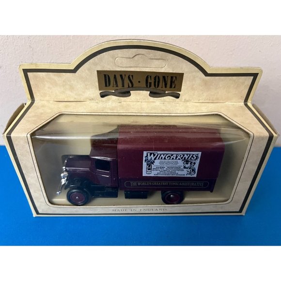 LLEDO Diecast 1934 Mack Canvas Delivery Truck Wingarnis Tonic Promo DG28 NEW - Picture 3 of 7